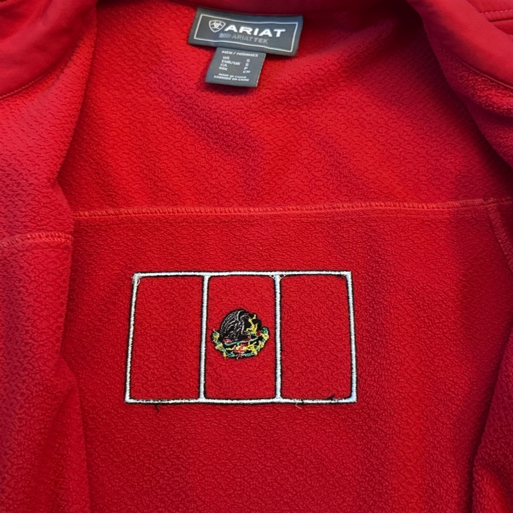 Ariat Red  Full-Zip Fleece Jacket with Logo Sleeve size (S) Men - Picture 5 of 6